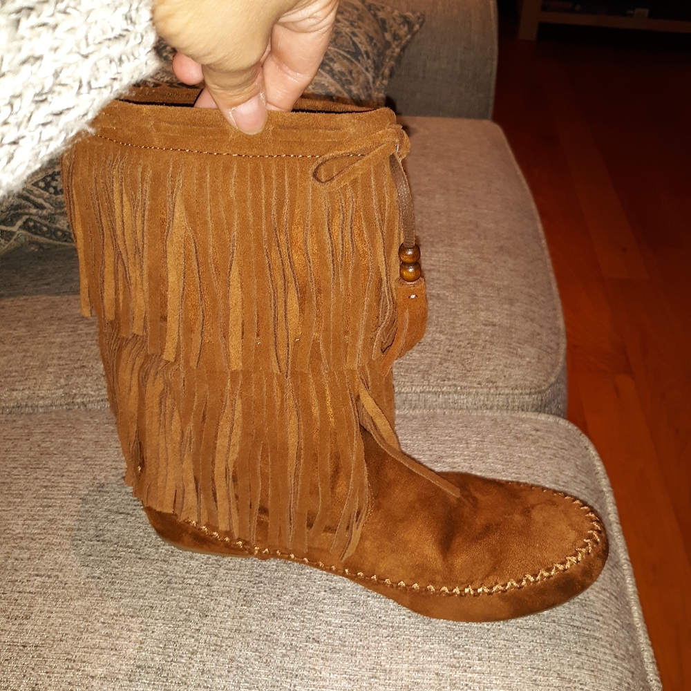Pocahontas Boots